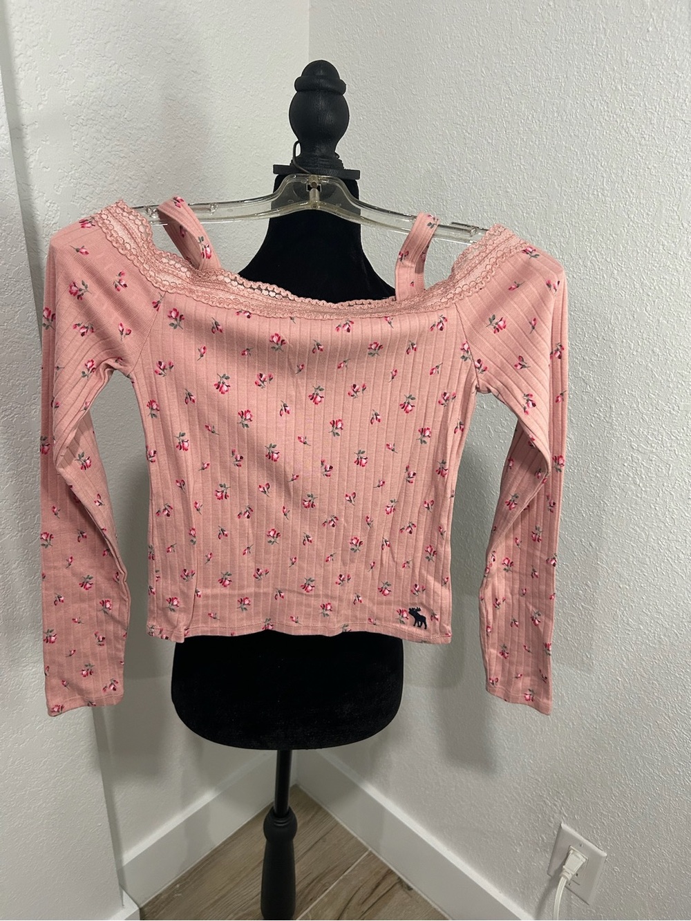 abercrombie kids Pink Floral Ribbed Long Sleeve Top